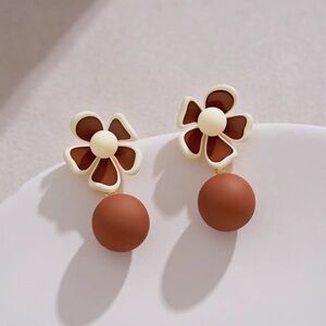 Elegant Cream and Brown Floral Earrings